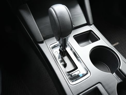 Used 2019 Subaru Outback 2.5i Limited image 26