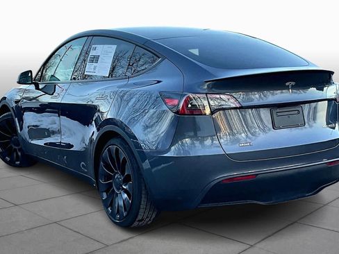 Used 2023 Tesla Model Y Performance image 11