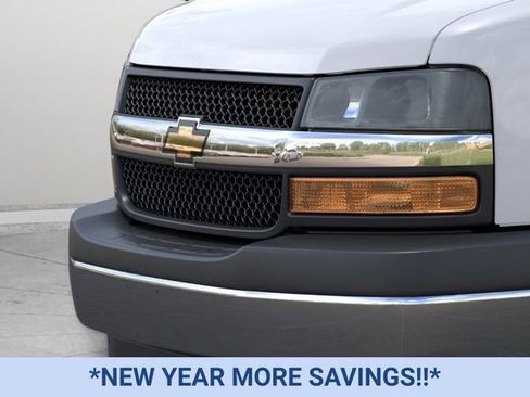 New 2025 Chevrolet Express 3500 w/ Power Convenience Package image 13
