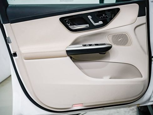 Certified 2025 Mercedes-Benz GLC 350e 4MATIC image 18