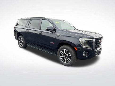 Used 2022 GMC Yukon XL AT4 image 7