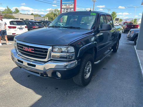 Used 2003 GMC Sierra 1500 SLT w/ SLT Preferred Equipment Group AWD/4WD image 28