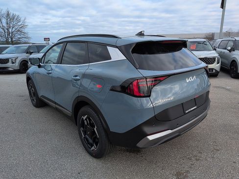 New 2026 Kia Sportage EX image 5