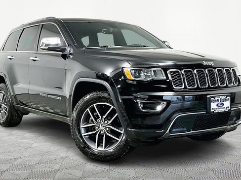 Used 2018 Jeep Grand Cherokee Limited image 1