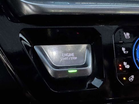 Used 2023 GMC Sierra 1500 Denali Ultimate image 9