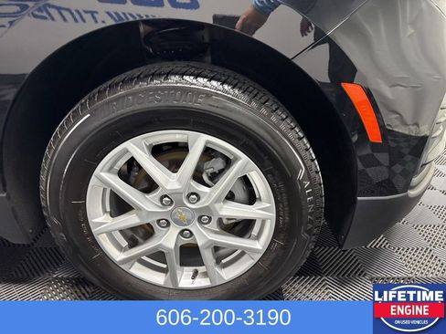 Used 2024 Chevrolet Equinox LS w/ LS Convenience Package image 5