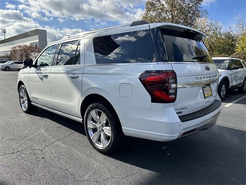 Certified 2024 Ford Expedition Max Platinum image 7