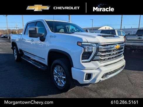 Used 2024 Chevrolet Silverado 3500 High Country w/ Technology Package image 1