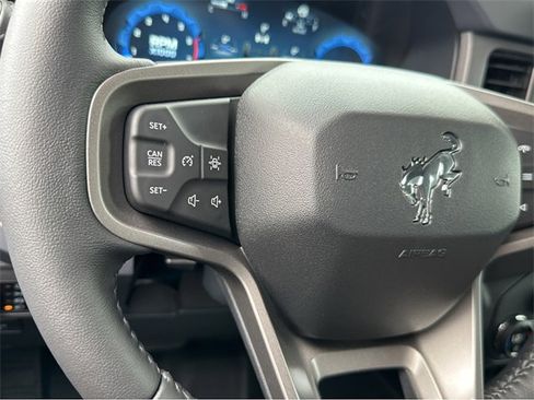 New 2025 Ford Bronco Badlands image 25