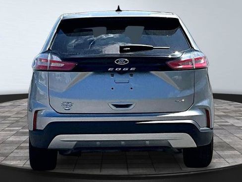 Certified 2024 Ford Edge SEL AWD/4WD image 4