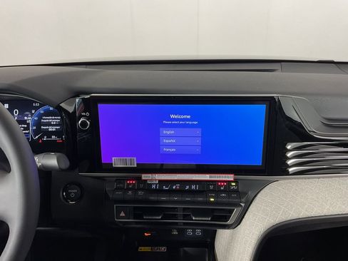 New 2026 Toyota Camry XLE image 11