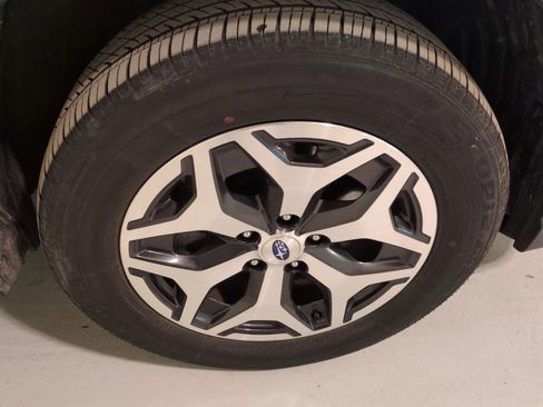 Certified 2023 Subaru Forester Premium AWD/4WD image 20
