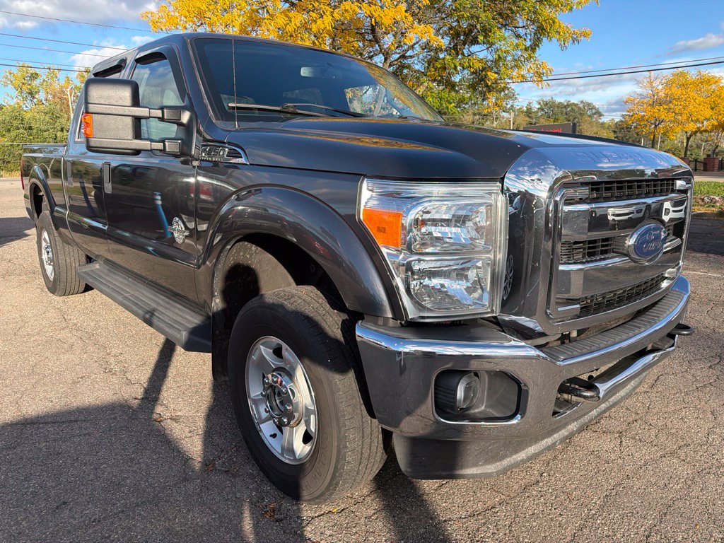 Used 2016 Ford F250 XLT w/ FX4 Off-Road Package AWD/4WD image 3