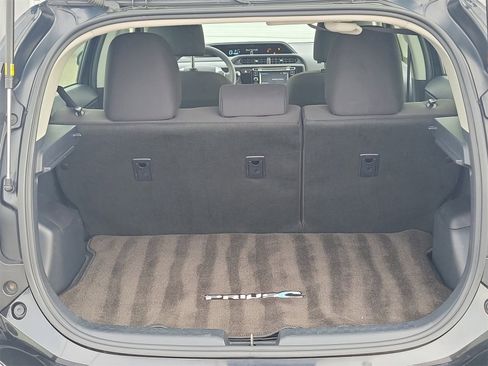 Used 2016 Toyota Prius C Four image 9