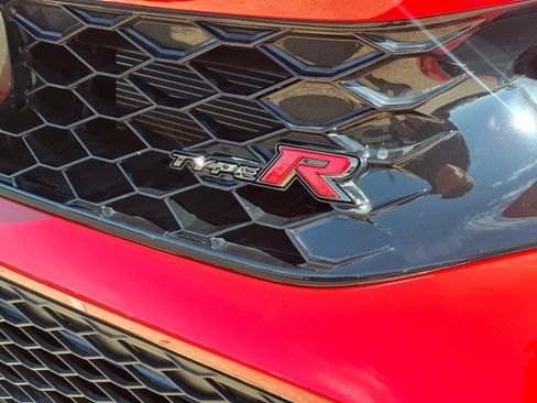 Used 2025 Honda Civic Type R image 10