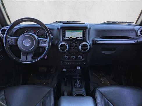 Used 2017 Jeep Wrangler Unlimited Sahara w/ Connectivity Group image 16