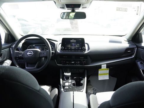 New 2025 Nissan Rogue SV image 20