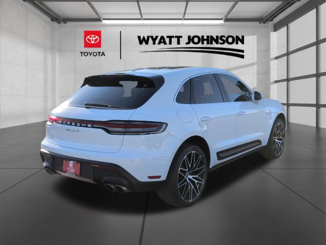 Used 2022 Porsche Macan S AWD/4WD image 7