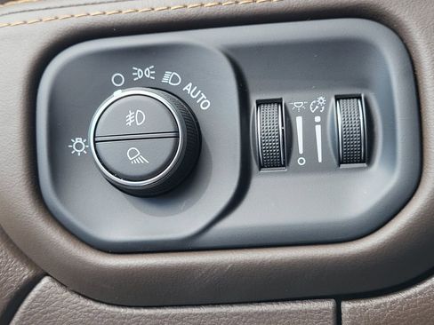 New 2026 RAM 2500 Limited image 21