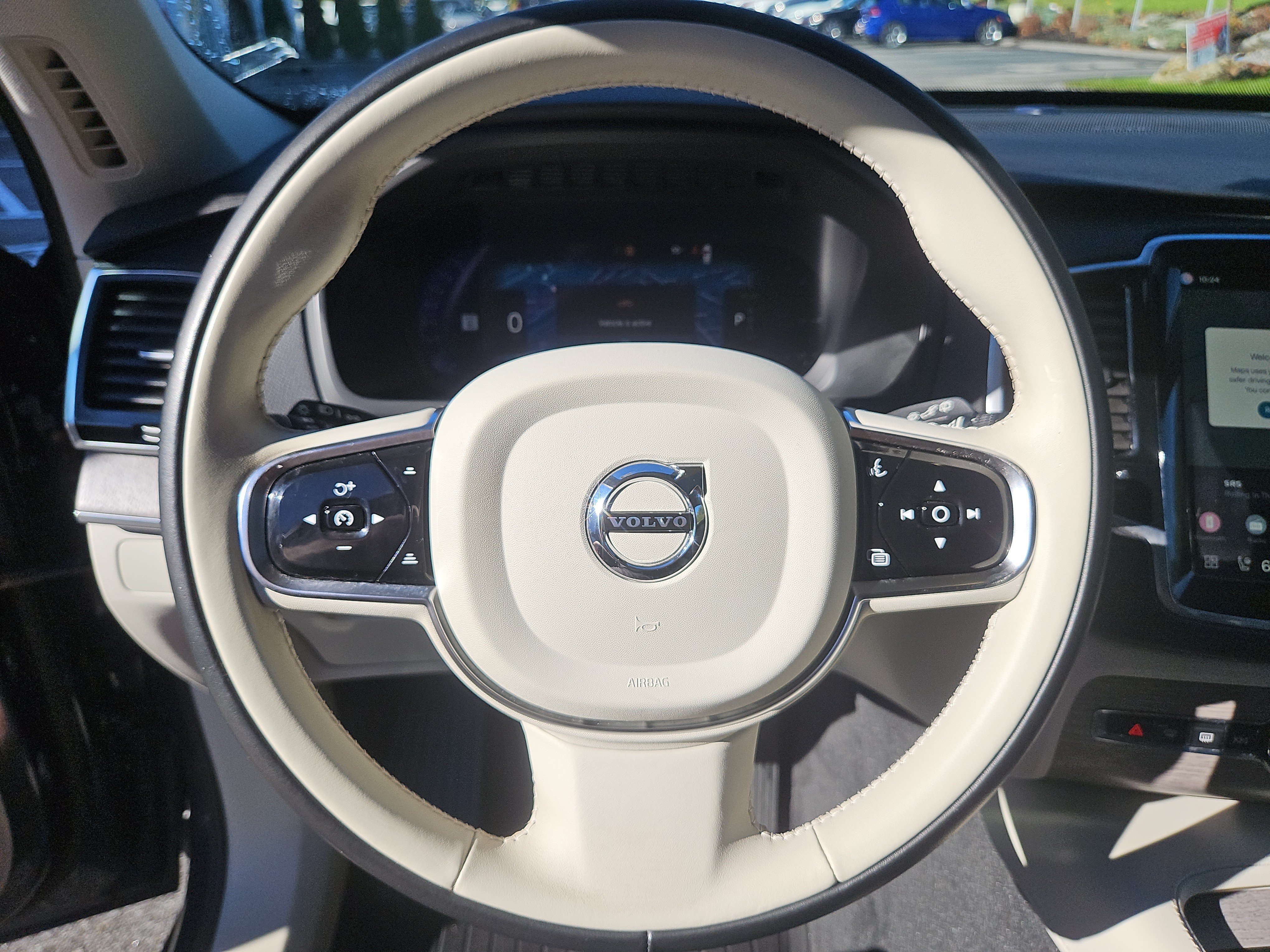 Used 2024 Volvo XC90 T8 Plus w/ Protection Package Premier AWD/4WD image 23