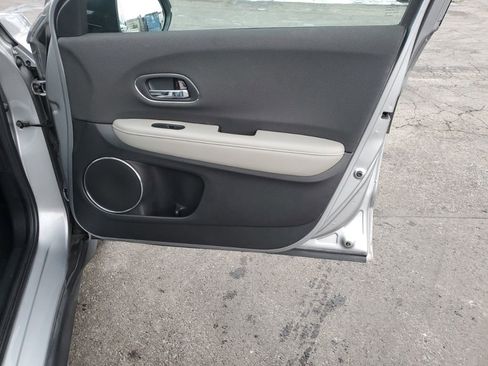 Used 2021 Honda HR-V EX image 29