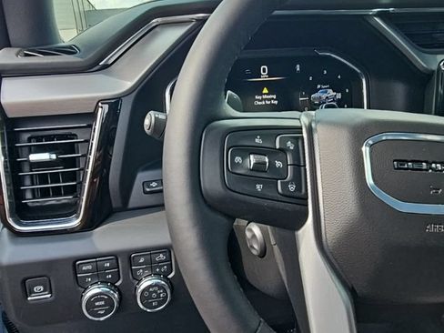 Used 2026 GMC Sierra 1500 Denali AWD/4WD image 17