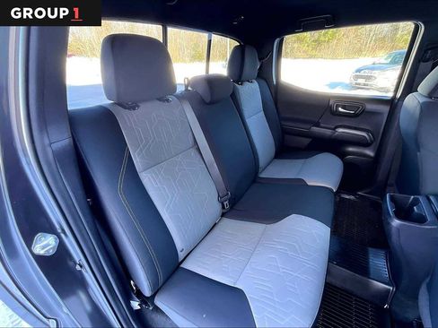 Used 2021 Toyota Tacoma TRD Sport image 20