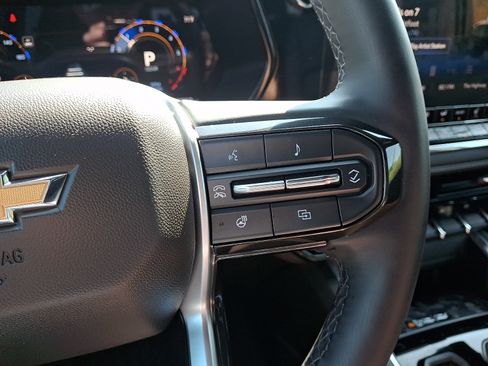 Used 2024 Chevrolet Colorado LT w/ LT Convenience Package III RWD image 19