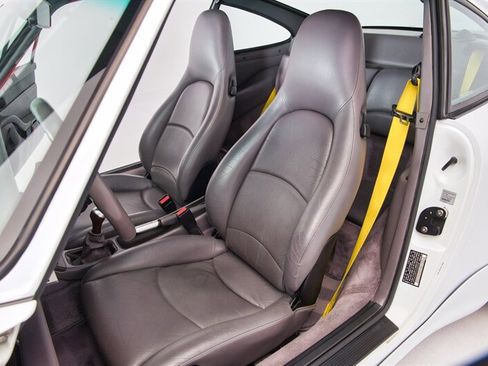 Used 1997 Porsche 911 Carrera image 20