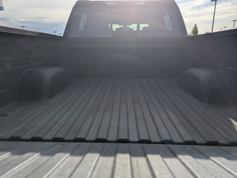 Used 2020 GMC Sierra 1500 Elevation w/ Elevation Value Package AWD/4WD image 32