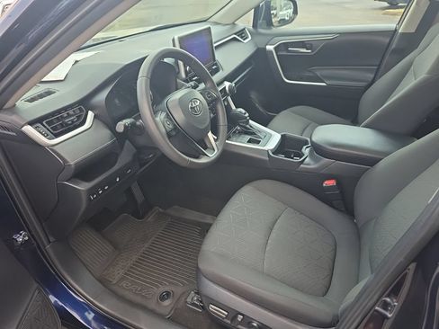 Used 2023 Toyota RAV4 XLE w/ Convenience Package AWD/4WD image 9