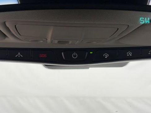 Used 2017 Genesis G80 3.8 w/ Option Group 03 image 42