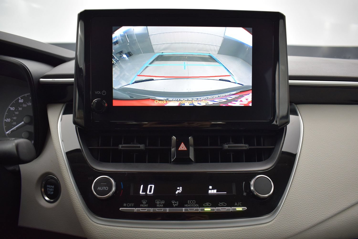 Used 2025 Toyota Corolla LE w/ LE Premium Package FWD image 16