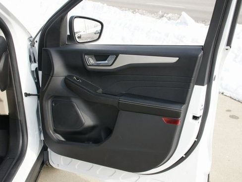 Used 2022 Ford Escape SEL image 36