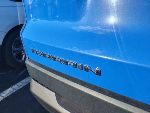 Used 2026 GMC Terrain Elevation FWD image 15