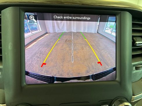 Used 2020 RAM 1500 Laramie AWD/4WD image 21