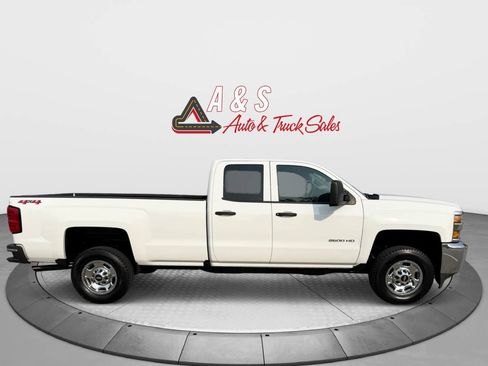 Used 2019 Chevrolet Silverado 2500 W/T AWD/4WD image 5