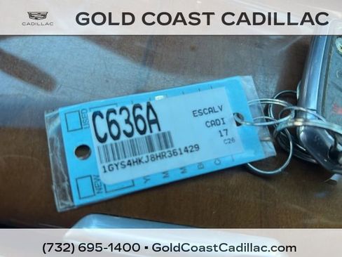 Used 2017 Cadillac Escalade ESV Luxury image 30