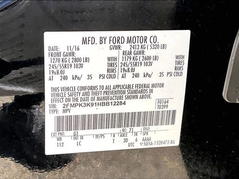 Used 2017 Ford Edge Titanium w/ Technology Package image 36