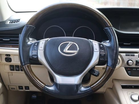 Used 2014 Lexus ES 350 FWD image 18