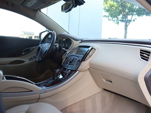 Used 2012 Buick LaCrosse Touring image 16