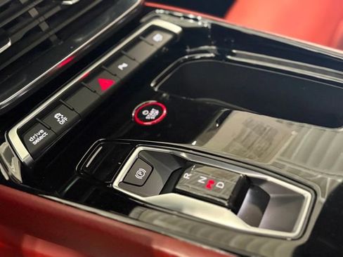 Used 2022 Audi e-tron GT Premium Plus w/ Performance Package image 37