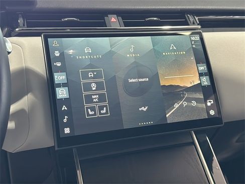 Used 2024 Land Rover Range Rover Velar Dynamic SE image 25