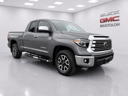 Used 2021 Toyota Tundra Limited w/ Limited Premium Package AWD/4WD image 3