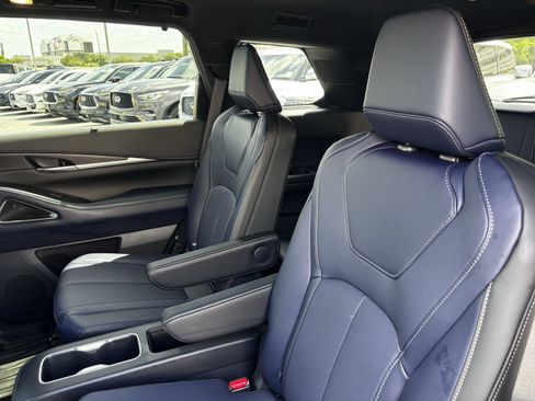 Certified 2026 INFINITI QX60 Sport w/ Dark Cargo Package AWD/4WD image 23