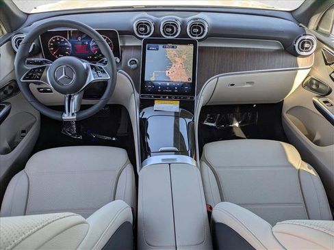 New 2026 Mercedes-Benz GLC 300 image 15