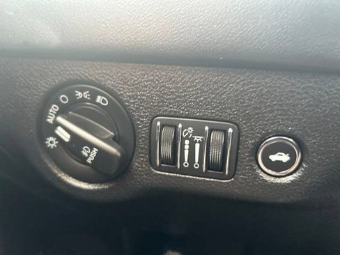 Used 2023 Dodge Charger R/T w/ Plus Group RWD image 20