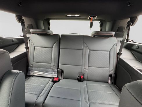 New 2026 GMC Yukon AT4 w/ AT4 Premium Package AWD/4WD image 16