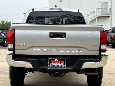Used 2023 Toyota Tacoma SR5 AWD/4WD image 5
