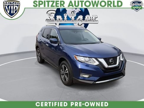 Used 2020 Nissan Rogue SV w/ Sun & Sound Touring Package AWD/4WD image 2